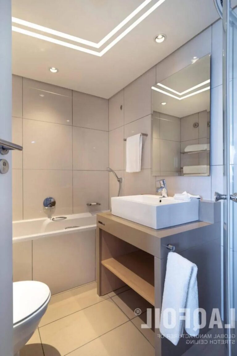 13 Ideas Creativas para Transformar el Techo de tu Baño en un Oasis