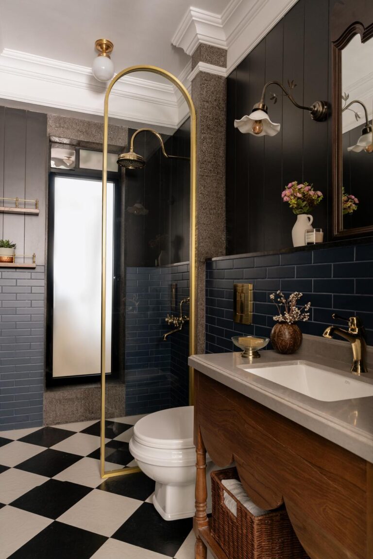 14 Ideas de Baños Coloniales para un Refugio Elegante y Acogedor