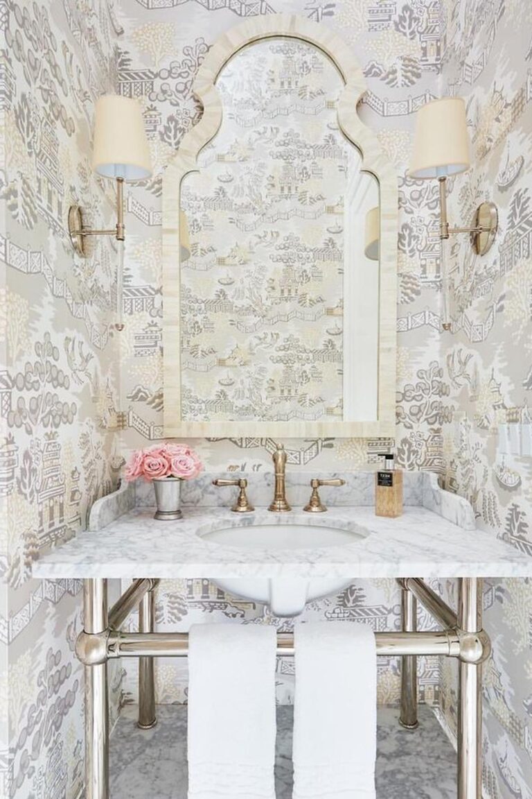 19 Papeles Pintados Thibaut que Harán de tu Baño un Oasis de Elegancia