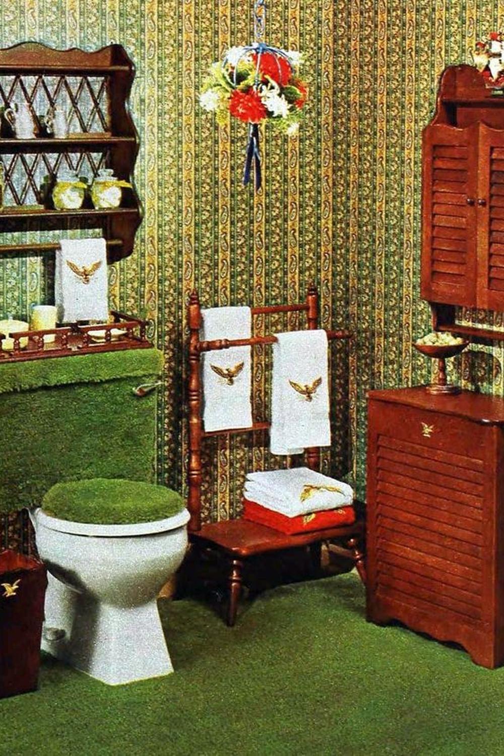 Esplendor vintage en tonos verdes y detalles dorados