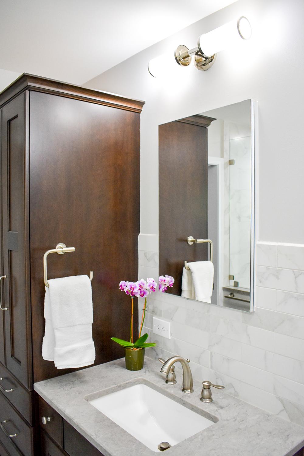 Modern Bathroom Vanity with Tall Side Cabinet
