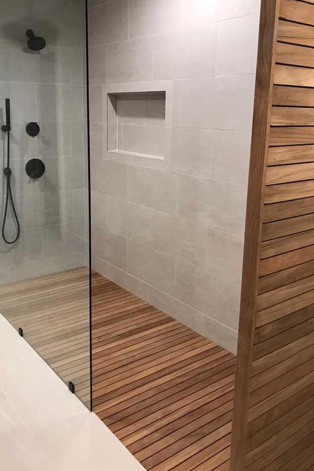 Baño contemporáneo con área de ducha sofisticada