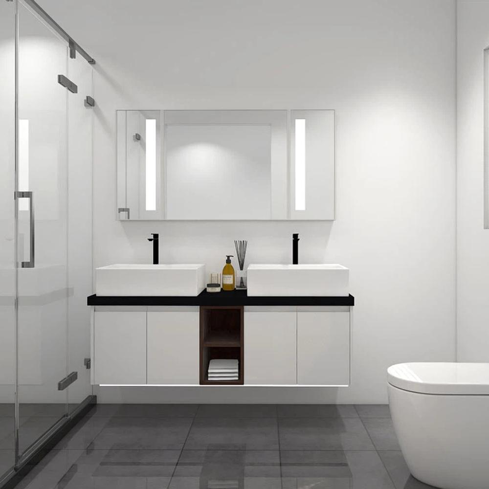 Baño elegante y contemporáneo con suelo negro