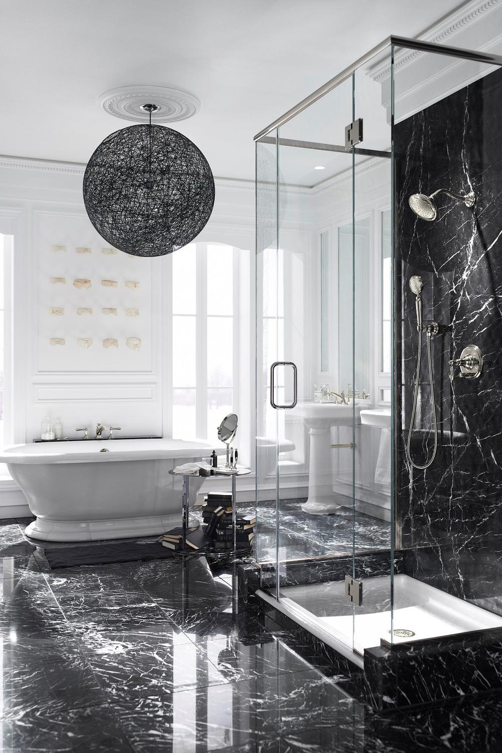 Refinamiento y funcionalidad del mármol negro