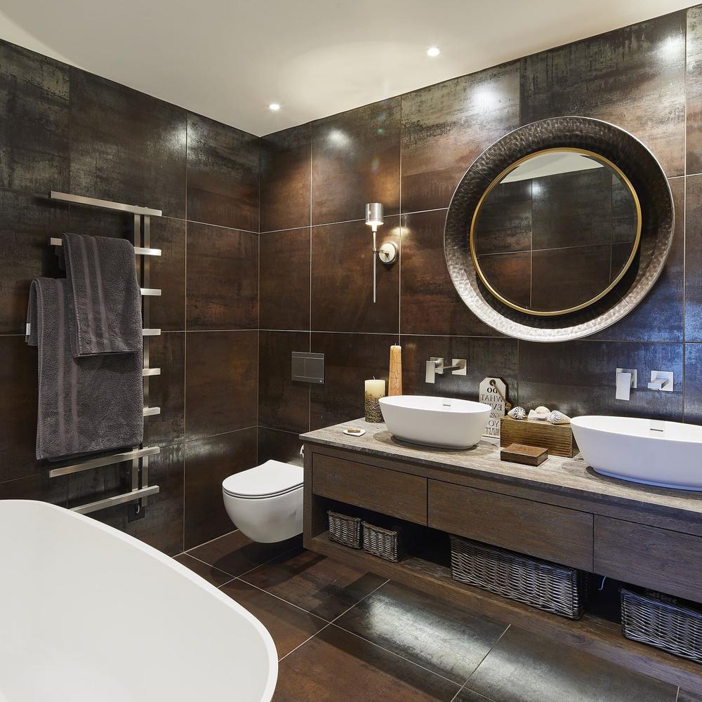 Baño contemporáneo con un diseño minimalista y funcional.