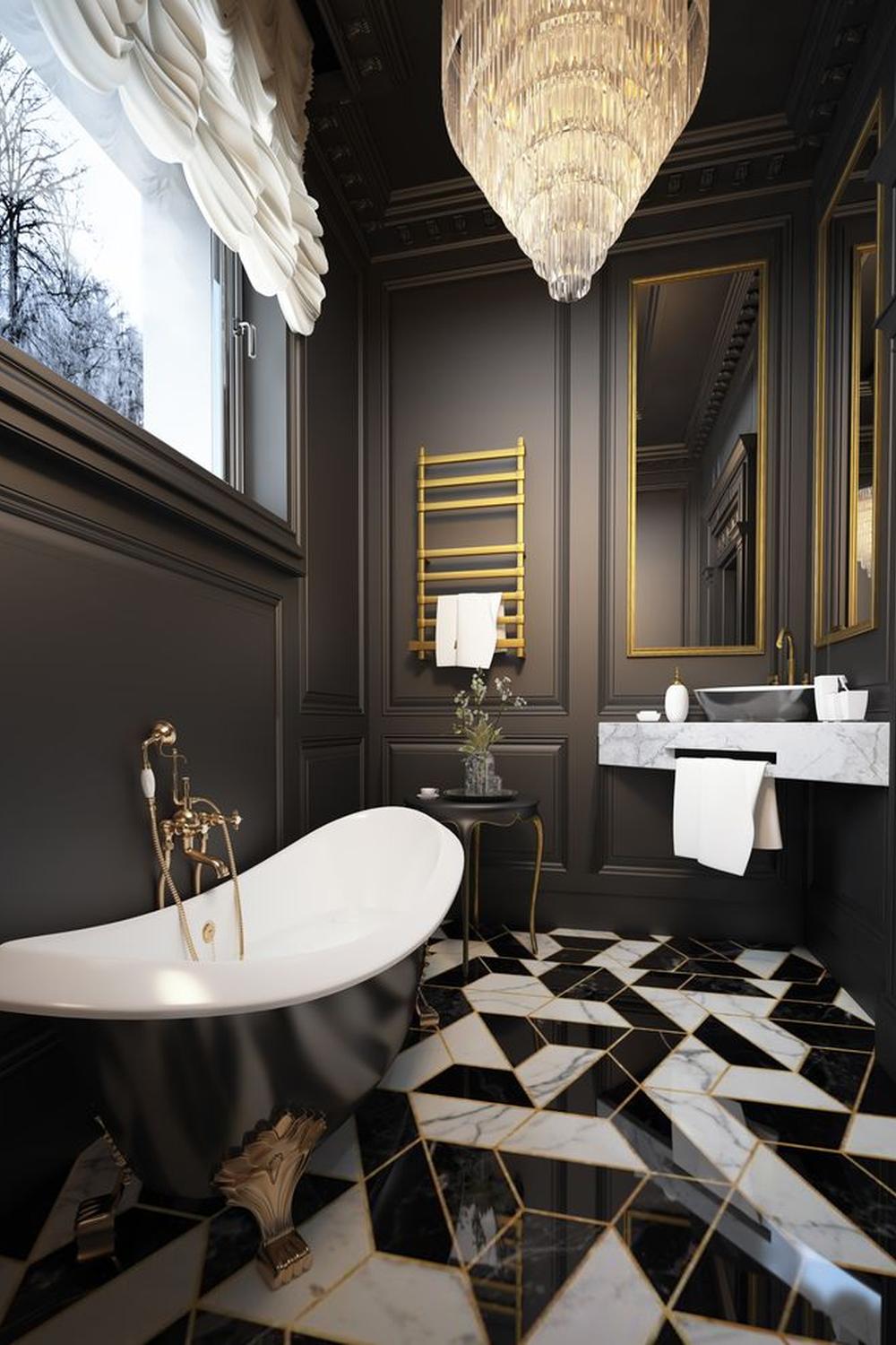 Baño clásico con paredes oscuras y tonalidades doradas