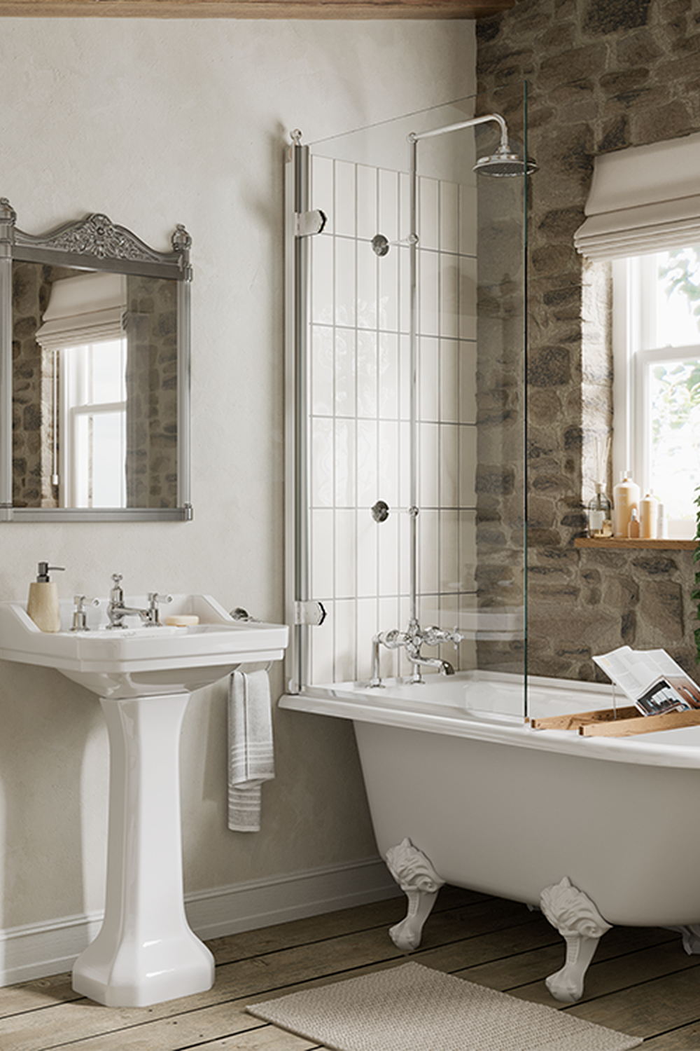 Baño acogedor con bañera de pie