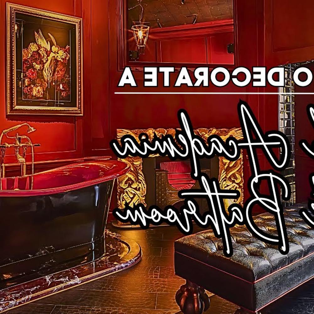 Baño oscuro y opulento con un encanto antiguo.