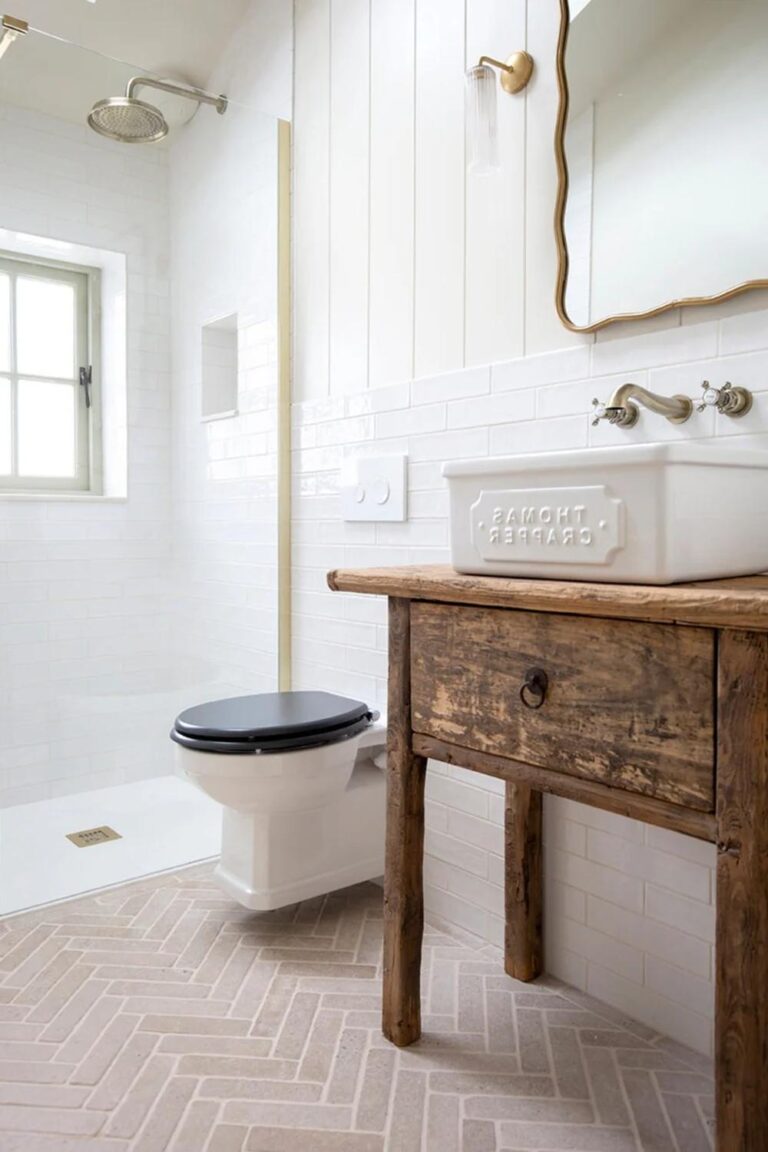 21 Herringbone Tile Bathroom Inspirations for Every Style