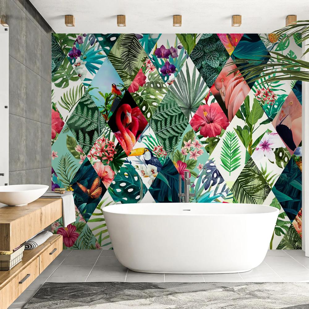Baño vibrante con mural de flamencos