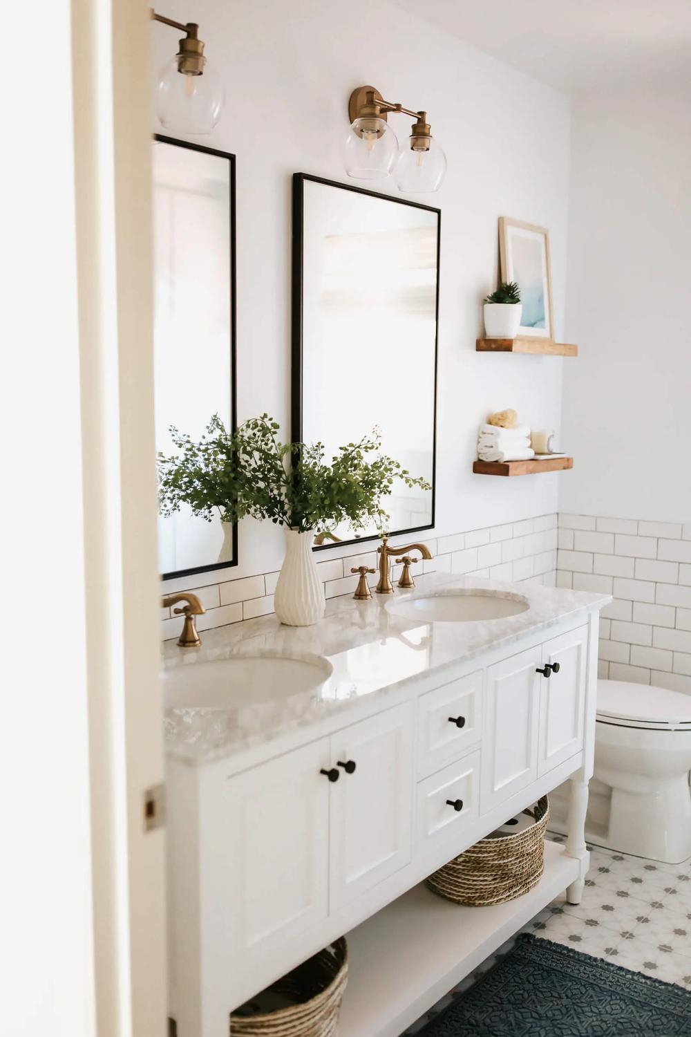 A vintage-inspired kids' bathroom showcasing charming and practical design elements.