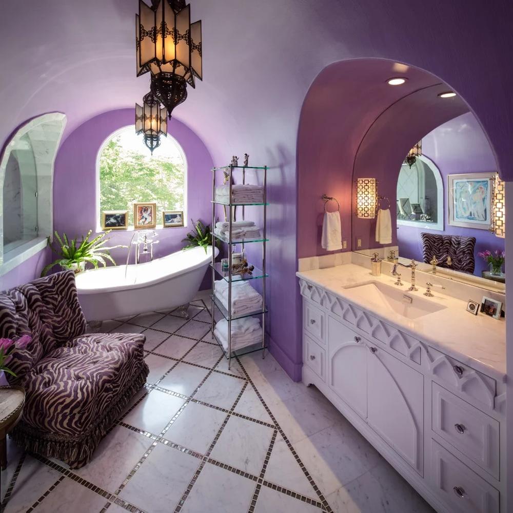 Baño lleno de sofisticación y estilo moderno