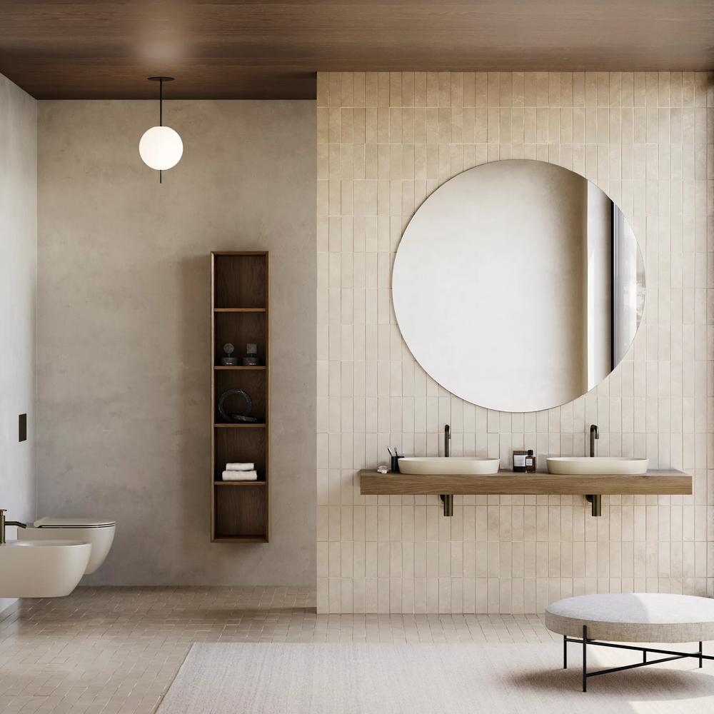 Baño claro y acogedor con funcionalidad máxima