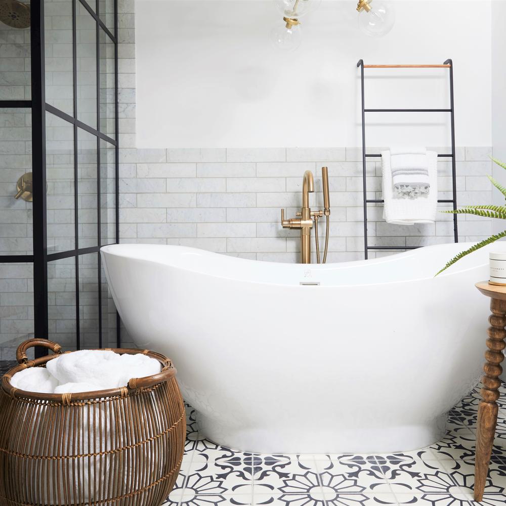 Chic modern Mediterranean bathroom featuring thoughtful design elements.