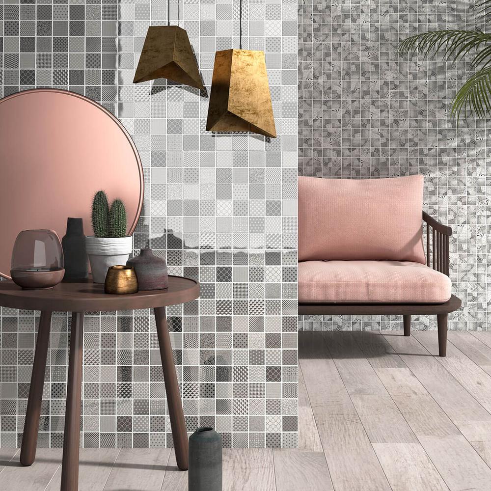 Baño moderno con mosaicos en blanco y plomo