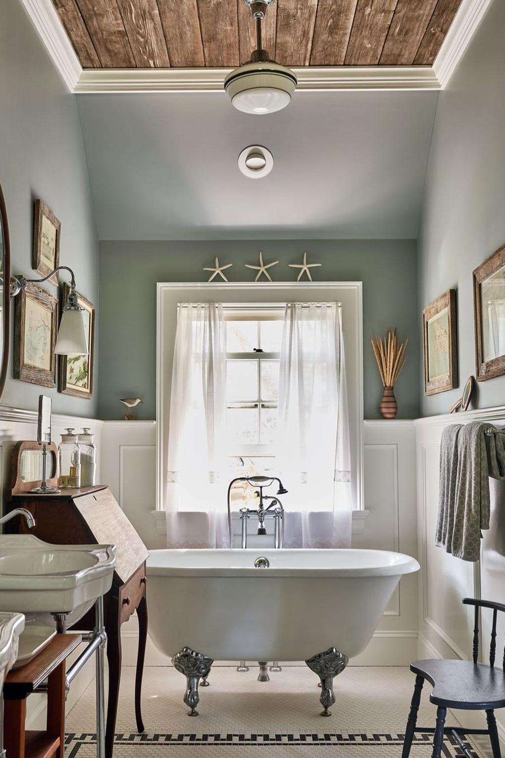 Baño vintage con encanto moderno