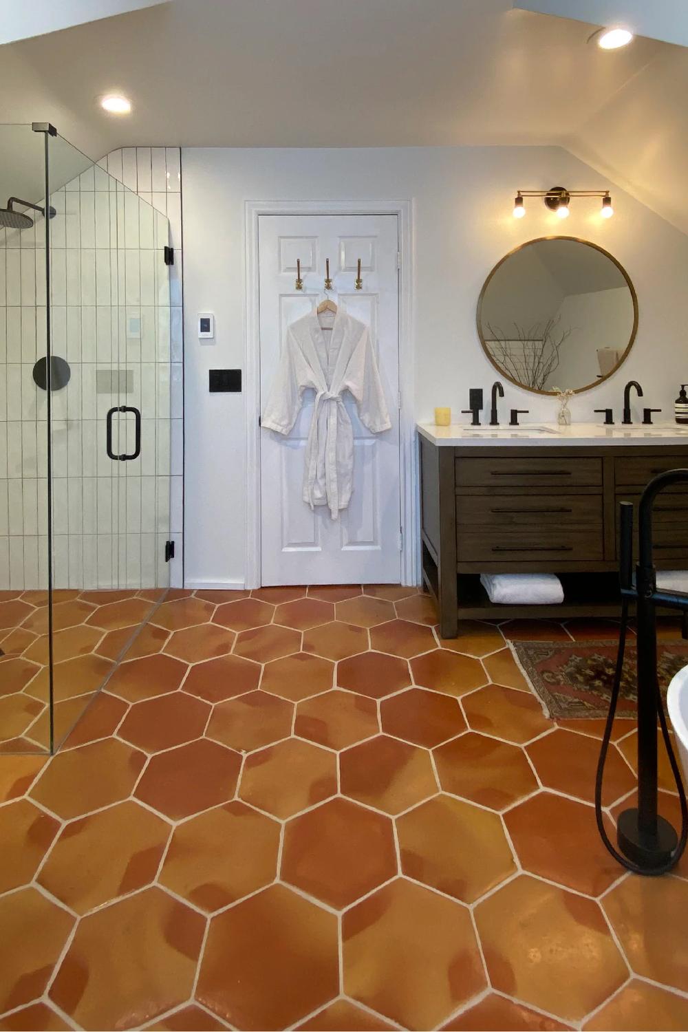 Glass Enclosures and Textured Walls