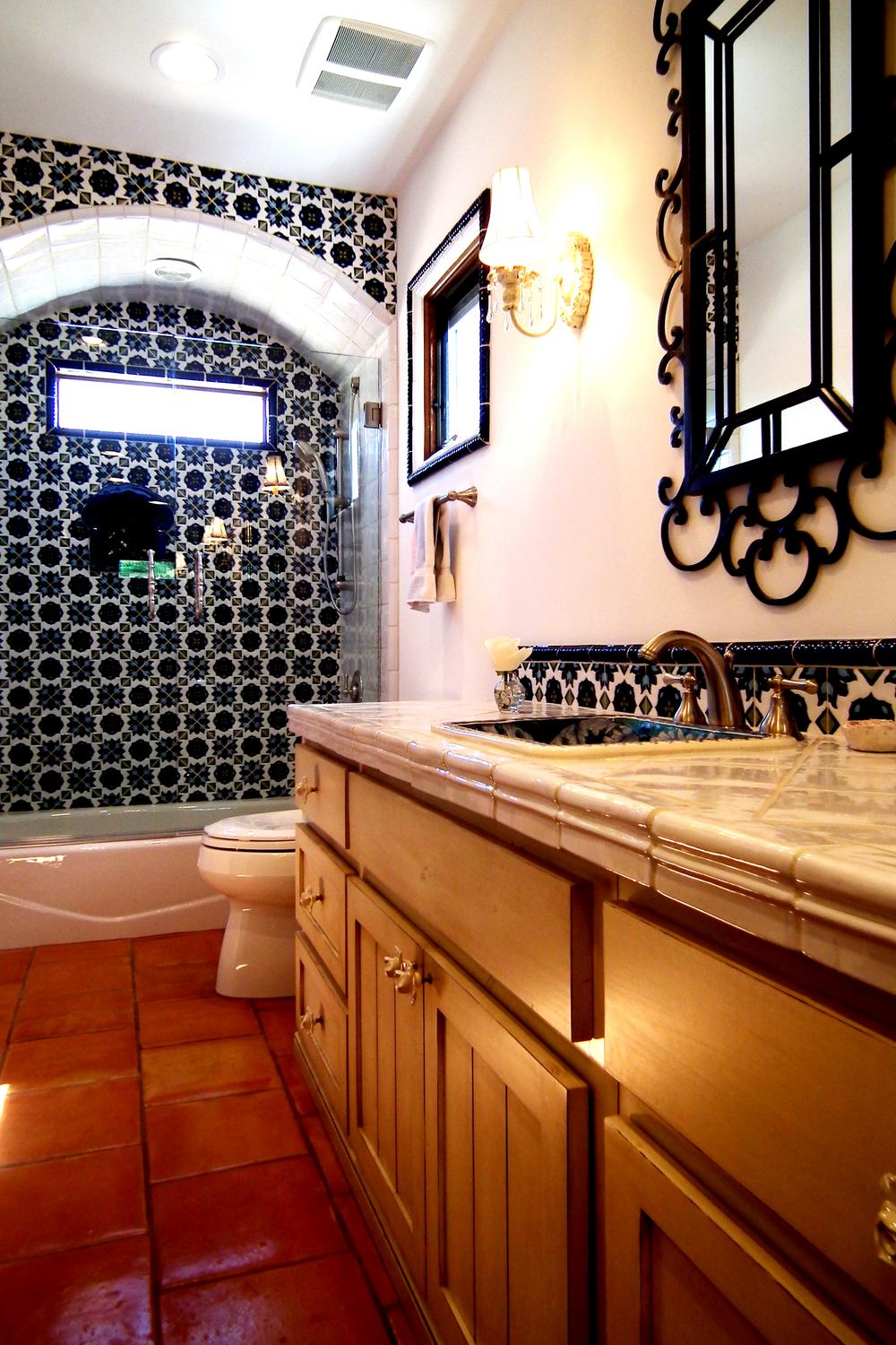 Luxurious Glass Block Showers