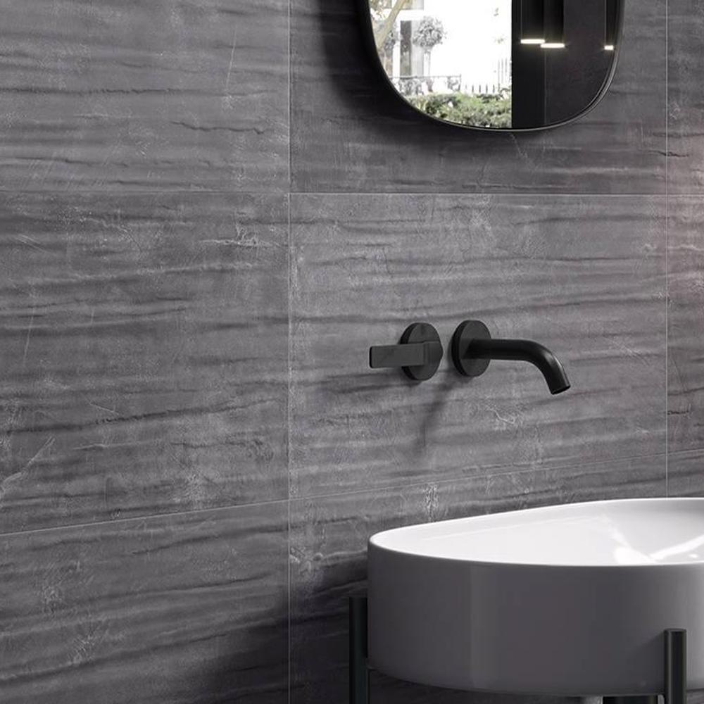 Baño contemporáneo con toques de naturaleza
