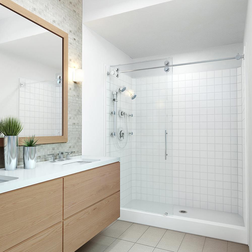 Sleek modern bathroom showcasing sophisticated details and clean aesthetics for an attractive atmosphere.